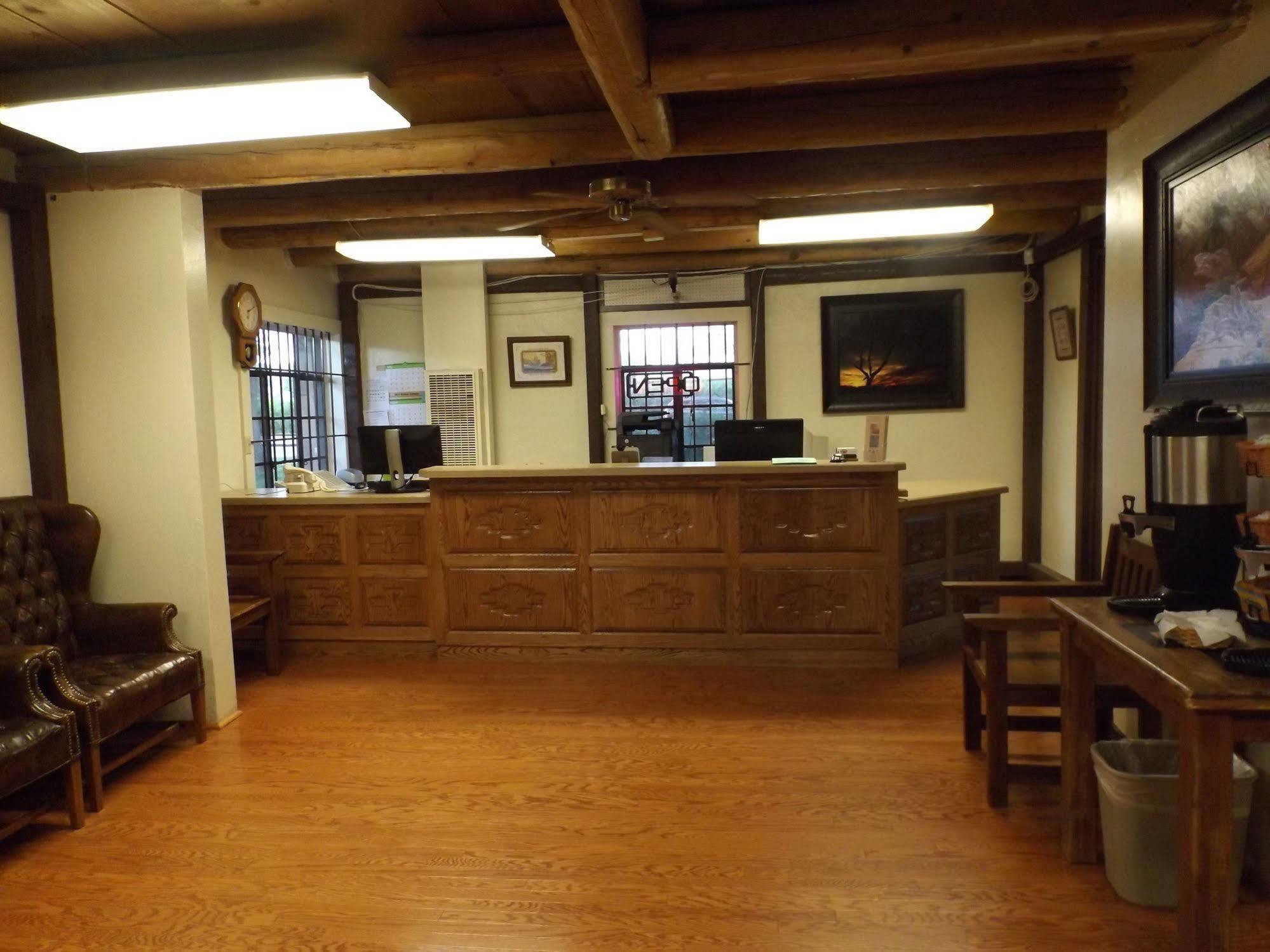 Thunderbird Lodge Chinle Extérieur photo