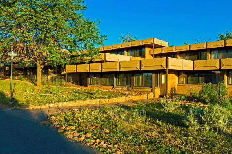 Thunderbird Lodge Chinle Extérieur photo